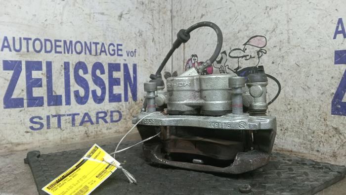 Usagé Etrier de frein avant droit Fiat Ducato (250) E-Ducato Prix € 152,25 Règlement à la marge proposé par Zelissen V.O.F. autodemontage