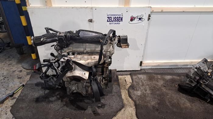 Usagé Moteur Nissan Qashqai (J10) 1.6 16V Prix € 682,50 Règlement à la marge proposé par Zelissen V.O.F. autodemontage