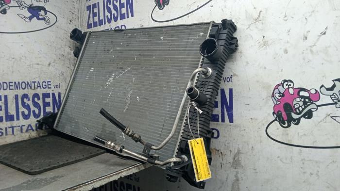 Gebrauchte Kühler Mercedes C (W204) 1.8 C-180 CGI 16V Preis € 68,25 Margenregelung angeboten von Zelissen V.O.F. autodemontage