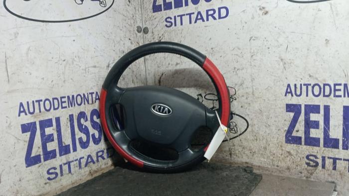 Begagnade Ratt Kia Carens III (FG) 2.0i CVVT 16V Pris € 78,75 Marginaltabell erbjuds av Zelissen V.O.F. autodemontage