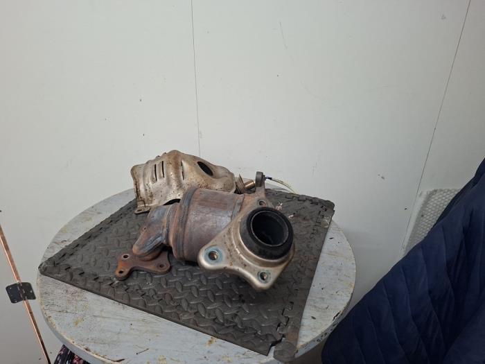Gebrauchte Katalysator Honda Insight (ZE2) 1.3 16V VTEC Preis € 200,00 Margenregelung angeboten von Zelissen V.O.F. autodemontage