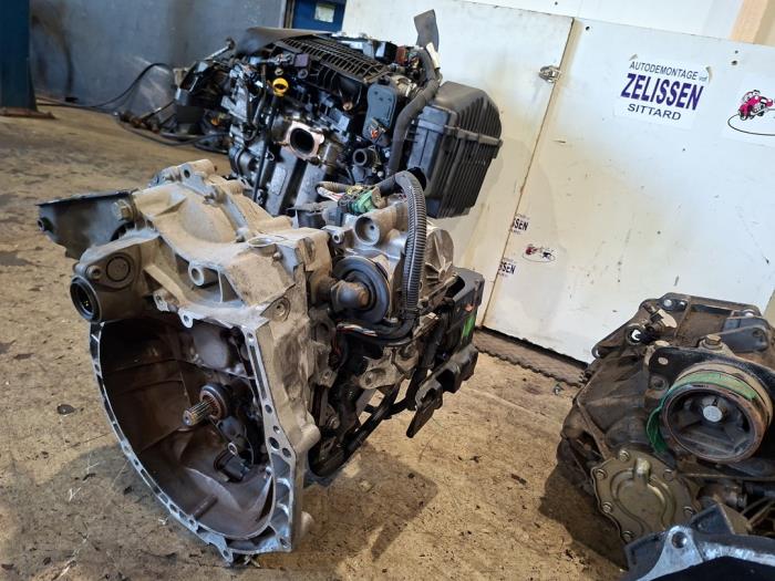 Used Gearbox Citroen C4 Cactus (0B/0P) 1.2 PureTech 82 12V Price € 682,50 Margin scheme offered by Zelissen V.O.F. autodemontage