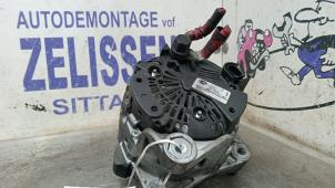 Dynamo van een BMW X3 (E83) 2.0d 16V 2006