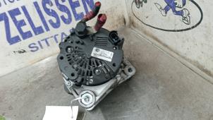 Dynamo van een BMW X3 (E83) 2.0d 16V 2006