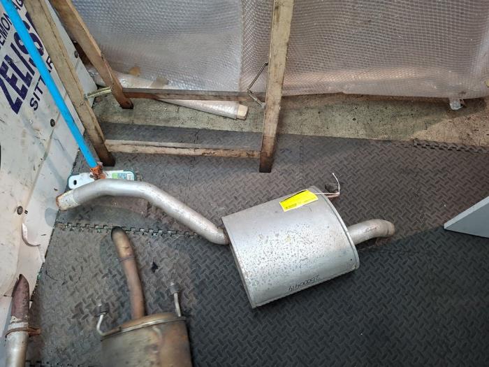 Gebrauchte Auspuff Enddämpfer Ford Mondeo IV 1.6 Ti 16V Preis € 36,75 Margenregelung angeboten von Zelissen V.O.F. autodemontage