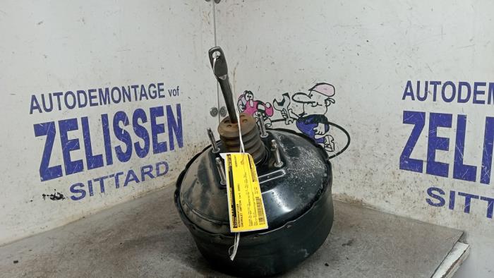 Usagé Assistant de freinage Chevrolet Captiva (C100) Prix € 68,25 Règlement à la marge proposé par Zelissen V.O.F. autodemontage