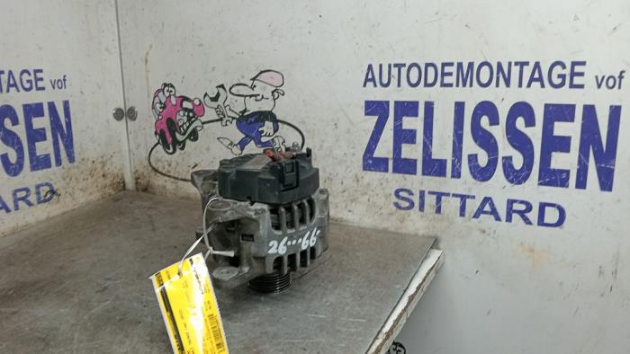Begagnade Dynamo Renault Twingo II (CN) 1.2 16V Pris € 47,25 Marginaltabell erbjuds av Zelissen V.O.F. autodemontage