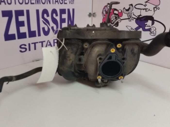 Gebrauchte Ansaugbrugge Daihatsu Sirion 2 (M3) 1.0 12V DVVT Preis auf Anfrage angeboten von Zelissen V.O.F. autodemontage