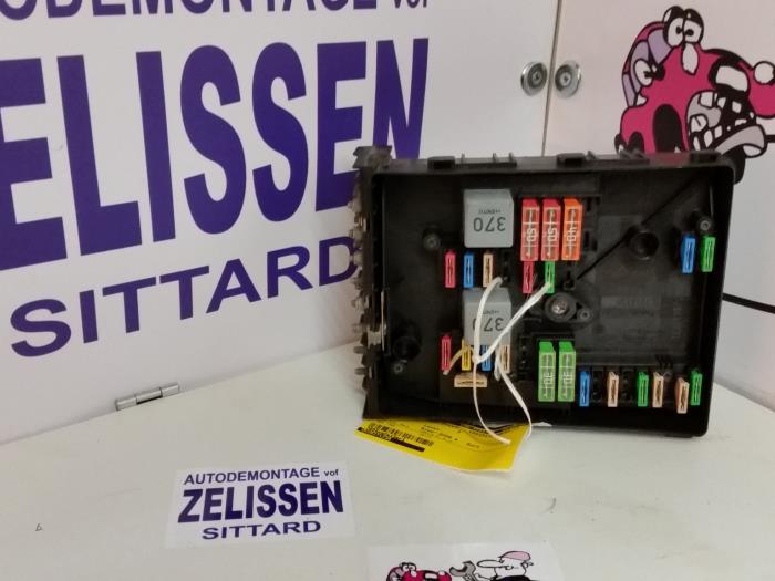 Fuse box Seat Leon 1.4 TSI 16V 1K0937125A