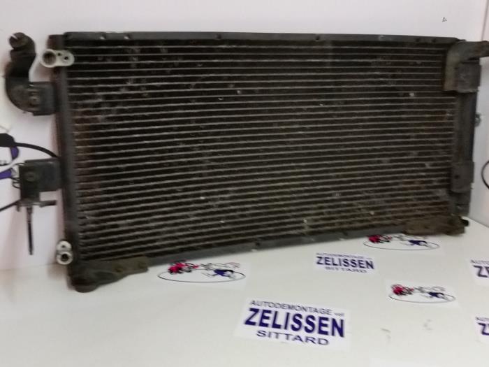 Air conditioning condenser from a Toyota Corolla (EB/ZZ/WZ/CD) 1.6 16V VVT-i 2001