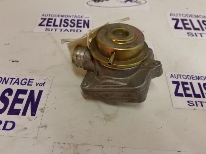 Gebrauchte AGR Ventil Mercedes C (W203) 2.0 C-180 16V Preis auf Anfrage angeboten von Zelissen V.O.F. autodemontage