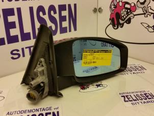 Used Wing mirror, right Renault Espace (JK) 2.0 Turbo 16V Grand Espace Price € 40,00 Margin scheme offered by Zelissen V.O.F. autodemontage