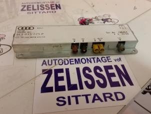 Usagé Antenne amplificateur Audi A4 Avant (B6) 1.9 TDI PDE 130 Prix sur demande proposé par Zelissen V.O.F. autodemontage