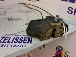 Used Rear door mechanism 4-door, right Toyota Corolla Wagon (E12) 1.4 D-4D 16V Price on request offered by Zelissen V.O.F. autodemontage