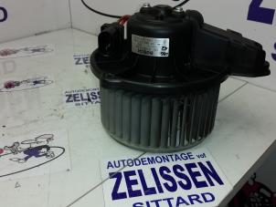 Used Heating and ventilation fan motor Audi A6 Avant (C5) 2.5 TDI V6 24V Price on request offered by Zelissen V.O.F. autodemontage