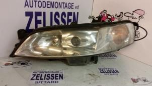 Usagé Phare gauche Opel Vectra Prix sur demande proposé par Zelissen V.O.F. autodemontage
