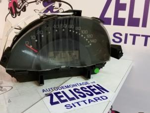 Used Instrument panel Smart City-Coupé 0.6 Turbo i.c. Smart&Pulse Price on request offered by Zelissen V.O.F. autodemontage