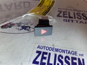 Gebrauchte Panikbeleuchtung Schalter Volkswagen Golf VI (5K1) 1.6 TDI 16V Preis auf Anfrage angeboten von Zelissen V.O.F. autodemontage