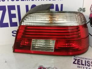 Used Taillight, right BMW 5 serie (E39) 525 tds Price on request offered by Zelissen V.O.F. autodemontage