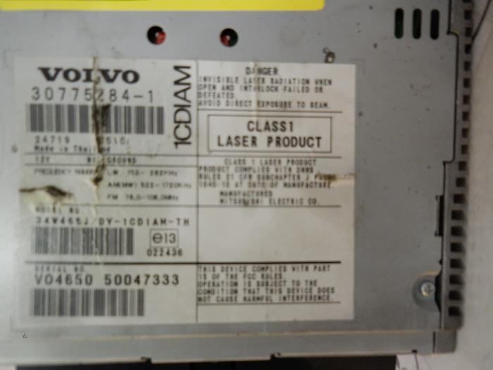 Radio CD player Volvo V50 2.0 D 16V 30775284