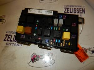 Used Fuse box Opel Astra H SW (L35) 1.3 CDTI 16V Ecotec Price on request offered by Zelissen V.O.F. autodemontage