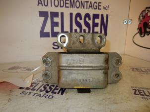Used Engine mount Volkswagen Touran (1T1/T2) 1.6 Price on request offered by Zelissen V.O.F. autodemontage
