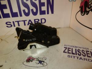 Used Rear door mechanism 4-door, right BMW 3 serie Touring (E46/3) 330d 24V Price on request offered by Zelissen V.O.F. autodemontage