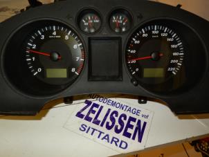Used Instrument panel Seat Ibiza III (6L1) 1.4 16V 100 Price on request offered by Zelissen V.O.F. autodemontage