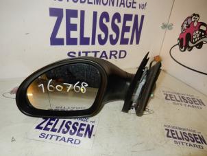 Używane Lusterko zewnetrzne lewe Seat Ibiza III (6L1) 1.4 16V 100 Cena na żądanie oferowane przez Zelissen V.O.F. autodemontage