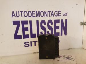 Usados Módulo de confort Volkswagen Transporter T5 1.9 TDi Precio € 157,50 Norma de margen ofrecido por Zelissen V.O.F. autodemontage