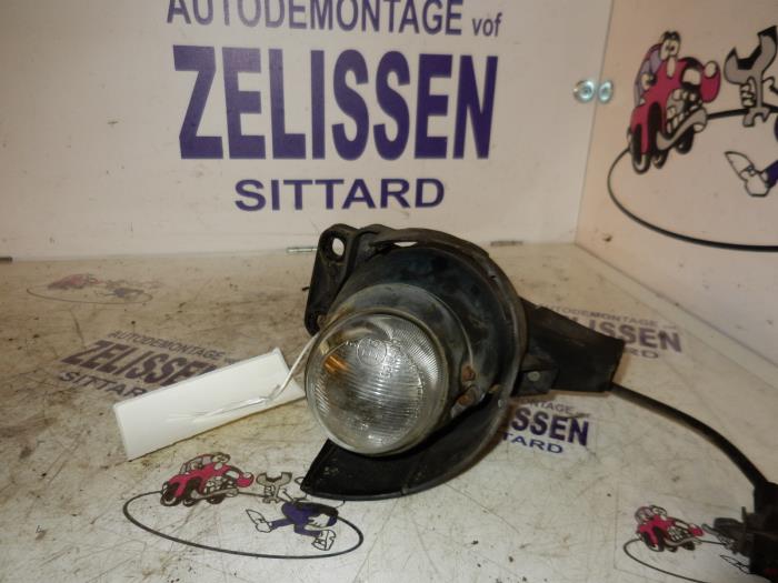 Używane Halogen lewy Mazda MX-3 (EC) 1.6i 16V Cena na żądanie oferowane przez Zelissen V.O.F. autodemontage