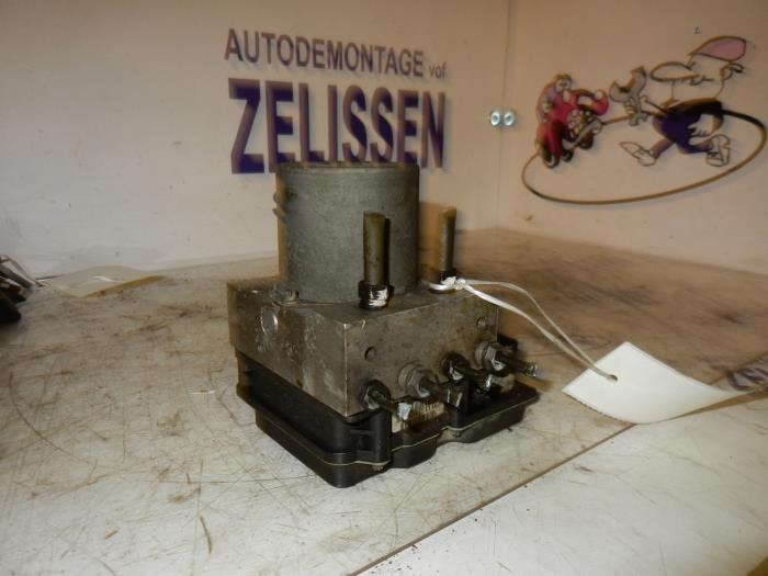 ABS-pump BMW X5 (E53), 2000 / 2006 3.0d 24V, SUV, Diesel, 2.993cc, 160kW (218pk), 4x4, M57ND30; 306D2, 2003-10 / 2006-09, FB71; FB72 (Begagnad)