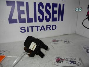 Used Ignition coil Renault Clio II (BB/CB) 1.4 Price on request offered by Zelissen V.O.F. autodemontage
