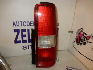 Gebrauchte Rücklicht rechts Suzuki Jimny Hardtop 1.3i 16V 4x4 Preis € 52,50 Margenregelung angeboten von Zelissen V.O.F. autodemontage