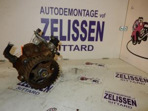 Usados Bomba de gasolina mecánica Citroen Jumpy (G9) 1.6 HDI 16V Precio de solicitud ofrecido por Zelissen V.O.F. autodemontage