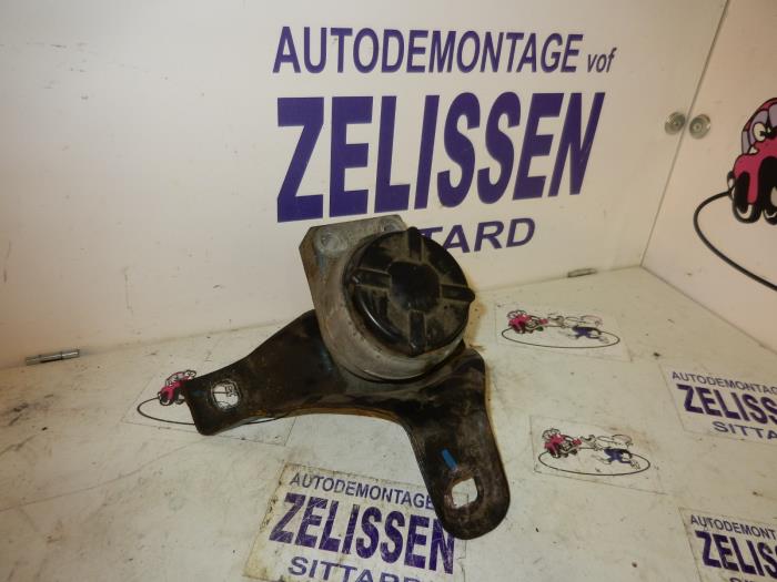 Gebrauchte Motorlager Ford Transit Connect 1.8 16V LWB Preis auf Anfrage angeboten von Zelissen V.O.F. autodemontage