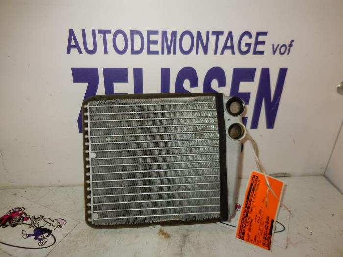 Heating radiator from a Volkswagen Touran (1T1/T2) 2.0 TDI DPF 2008