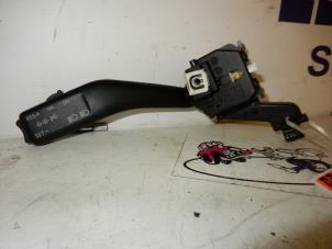 Used Indicator switch Seat Toledo (5P2) 1.9 TDI Price on request offered by Zelissen V.O.F. autodemontage