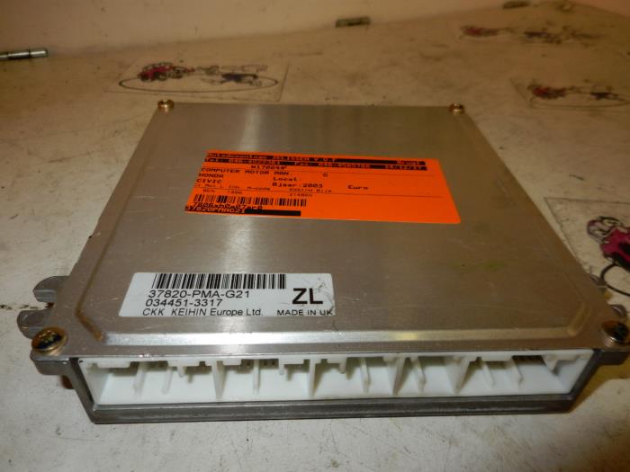 Used Engine management computer Honda Civic (EP/EU) 1.4 16V Price on request offered by Zelissen V.O.F. autodemontage