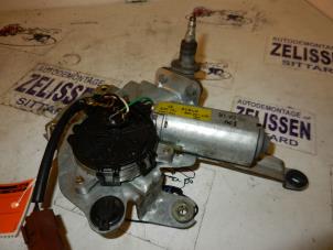 Used Rear wiper motor Citroen Berlingo 1.9 Di Price on request offered by Zelissen V.O.F. autodemontage