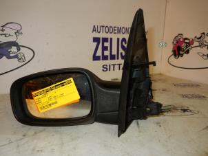 Used Wing mirror, left Renault Megane II (BM/CM) 1.5 dCi 80 Price on request offered by Zelissen V.O.F. autodemontage