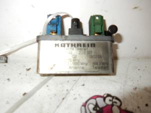 Used Antenna Amplifier Mercedes S (W221) 3.0 S-320 CDI 24V Price on request offered by Zelissen V.O.F. autodemontage