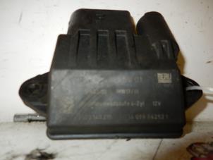 Used Glow plug relay Mercedes S (W221) 3.0 S-320 CDI 24V Price on request offered by Zelissen V.O.F. autodemontage