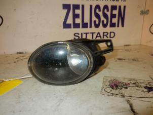 Used Spotlight, left Volkswagen Passat Variant (3C5) 1.9 TDI Price on request offered by Zelissen V.O.F. autodemontage