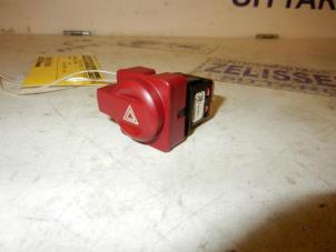 Used Panic lighting switch Citroen C4 Berline (LC) 1.4 16V Price on request offered by Zelissen V.O.F. autodemontage
