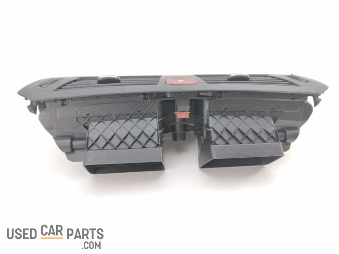 Dashboard vent Citroen C4 Grand Picasso 1.6 HDiF 16V 110 305304