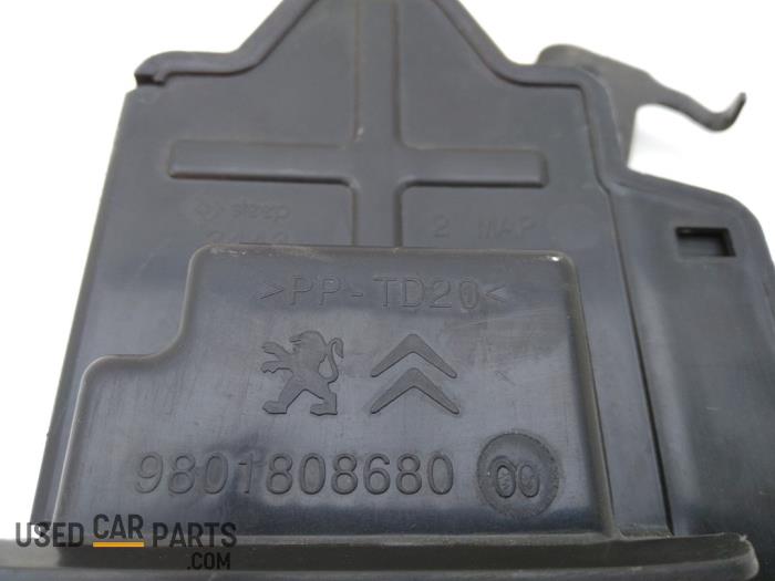 Glow plug relay Citroen C3 1.6 Blue HDi 75 16V 9801808680