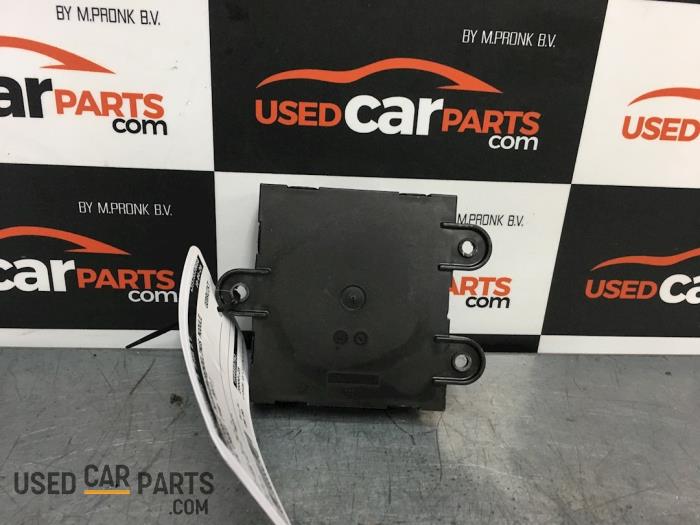 Central Door Locking Module Volkswagen Caddy Iii 1 6 Tdi 16v 1k