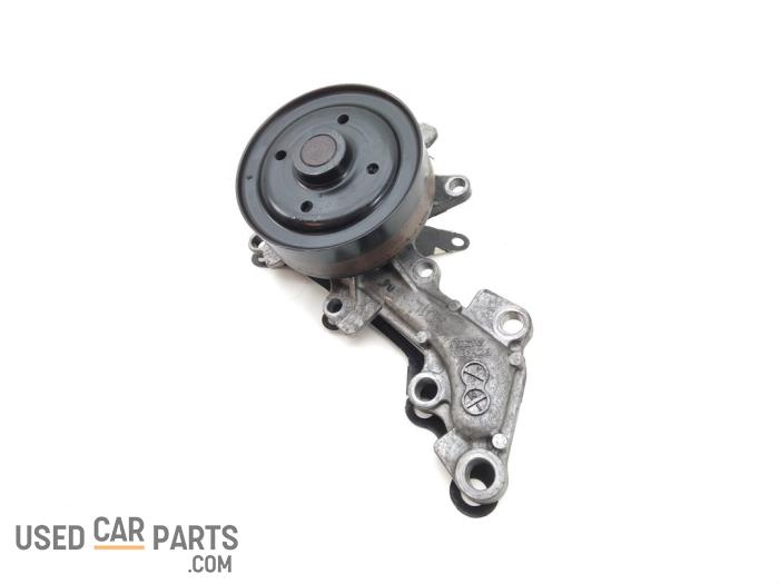 Toyota Auris Pompes à eau stock