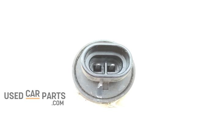 13-19 Cadillac XTS WINDSHIELD FLUID WASHER PUMP